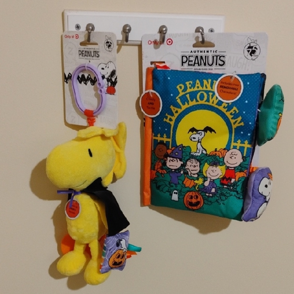 Peanuts Halloween Woodstock Snoopy Plush Toy and Soft Book Set Ages 0+